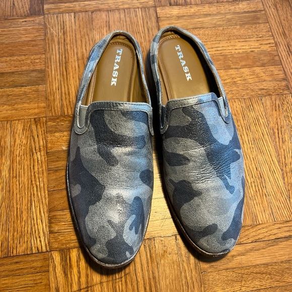 TRASK brand backless loafers in grey camo (US Women’s 8) - Picture 2 of 4